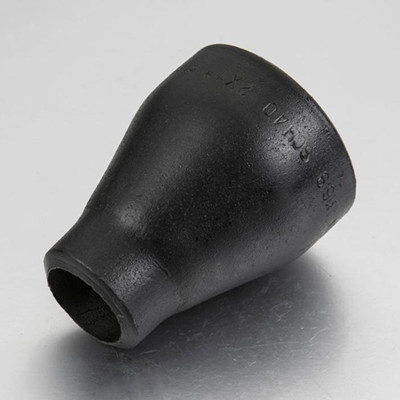 ASME B16.9 متحدة المركز الكربون الصلب المخفض تركيبات Buttweld